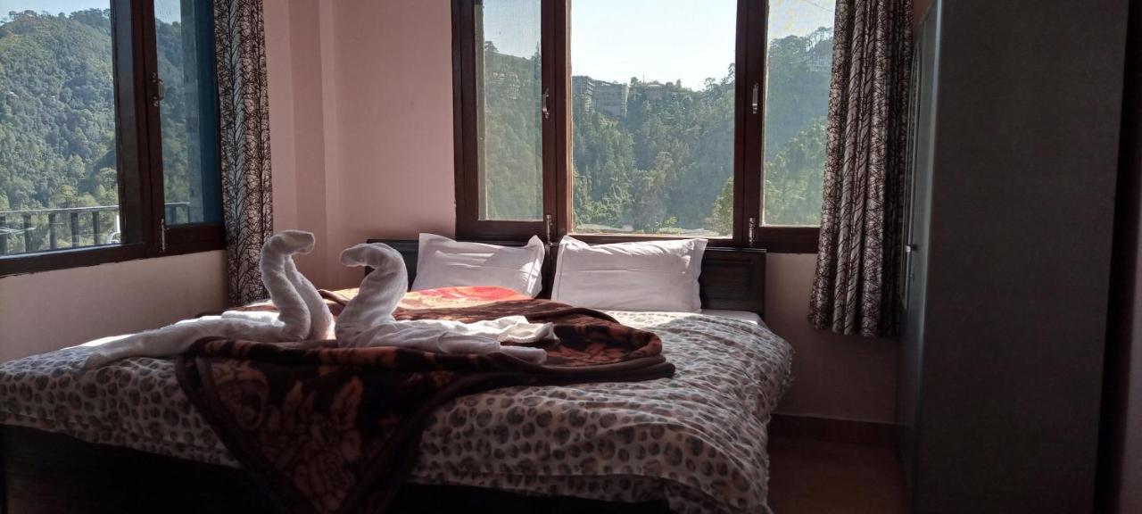Thakur Homes- Couple And Family Friendly Homestay Шимла Екстериор снимка